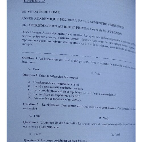 Couverture de Introduction au droit privé